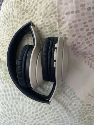 Auriculares Inalámbricos Beige