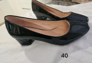 Zapatos de tacón negros talla 40