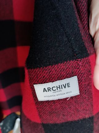 Cappotto Woolrich rosso con quadri interni