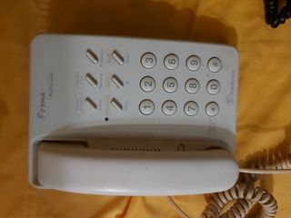 Teléfono fijo casa blanco y negro