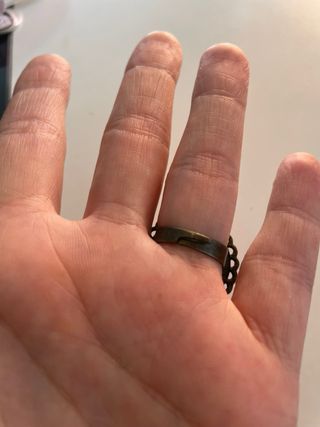 Anillo con diseño de niña