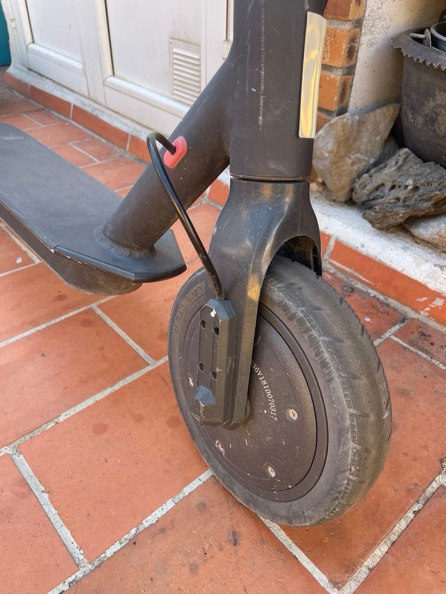 Patinete Eléctrico Negro