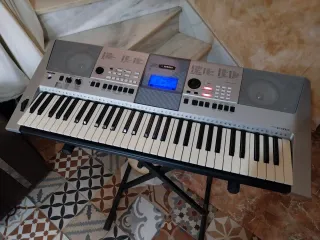 Teclado Yamaha PSR E413 USB