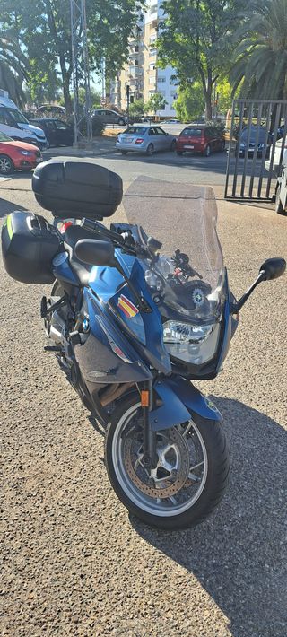 BMW F800GT Moto Azul