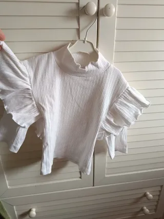 Camiseta Zara Blanca Volantes Talla XS