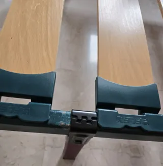 Cama completa: somier, colchón, cabecero madera