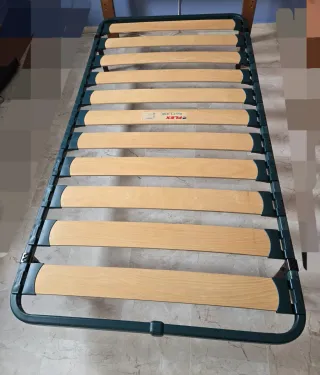 Cama completa: somier, colchón, cabecero madera