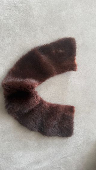 Collo in vera pelliccia marrone
