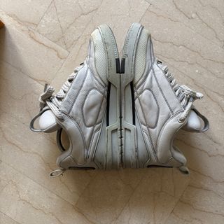 Louis Vuitton Skate Grigie