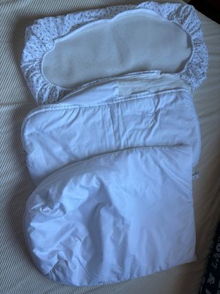 Conjunto capazo bebé floral, bajera, saco