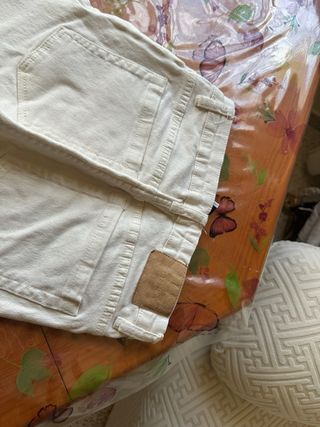 Pantalones campana beige