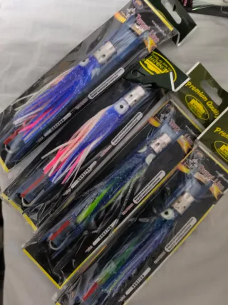 Señuelos de pesca Target Line