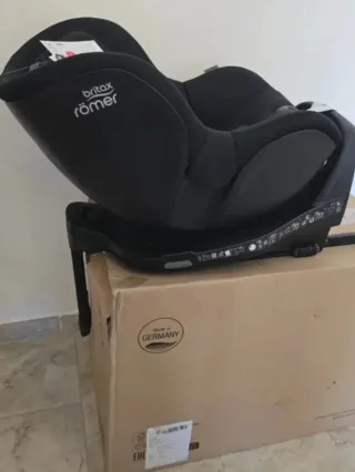 Britax Römer Dualfix Z-Line + Reductor