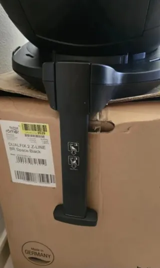 Britax Römer Dualfix Z-Line + Reductor