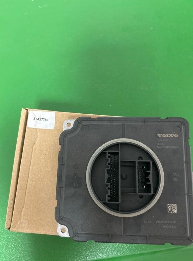 Módulo Volvo 31427787 Xenón