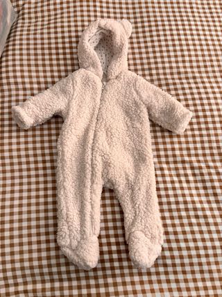 Buzo Zara borreguillo 62cm