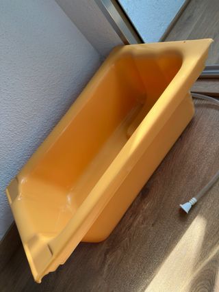 Bañera bebé Brevi naranja como nueva