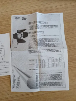 Foco de estudio con aletas