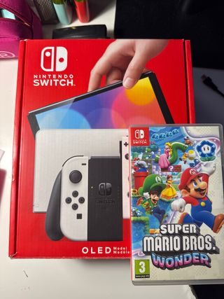 Nintendo Switch OLED Blanca y Negra