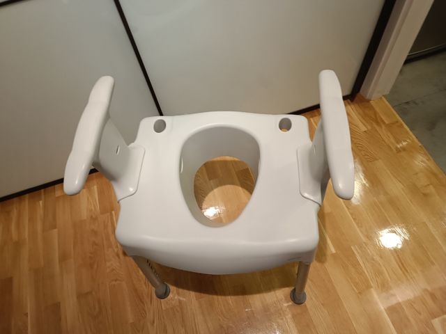 elevador de WC de altura graduable