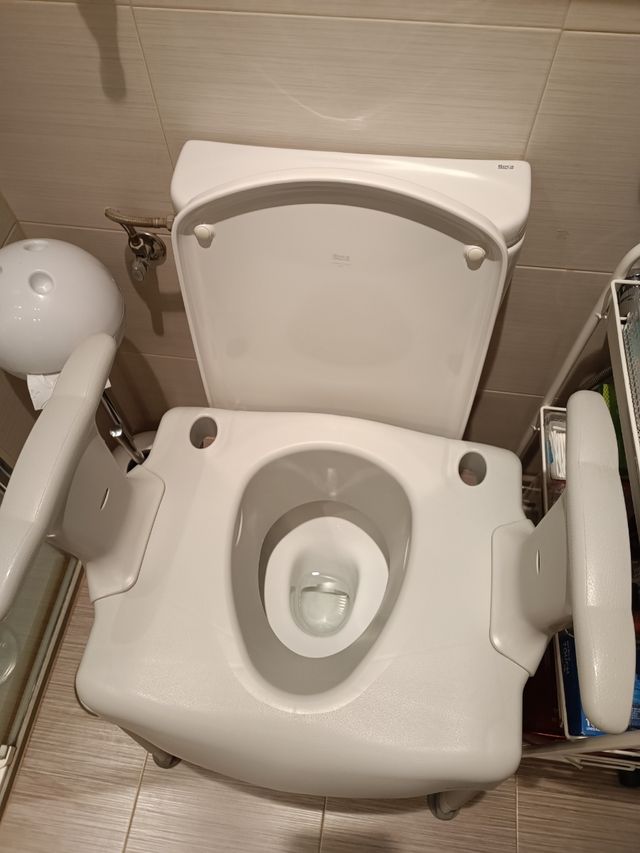 elevador de WC de altura graduable