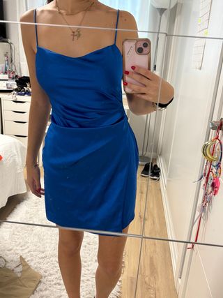 Vestido corto Zara azul satinado