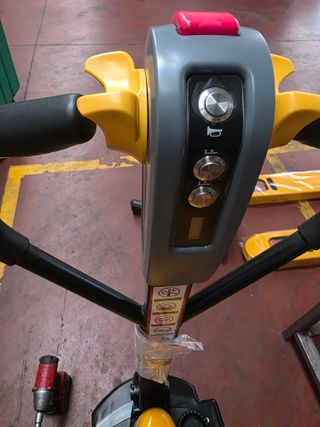 Transpaleta Eléctrica HU-LIFT EPT15H