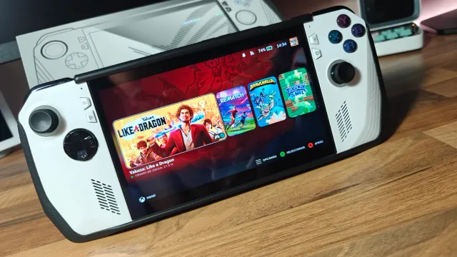 IMPECABLE Rog Ally Z1 Extreme + Batería 74WH