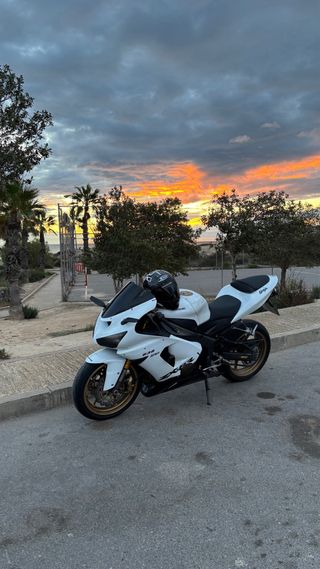 Kawasaki Ninja ZX6R 636