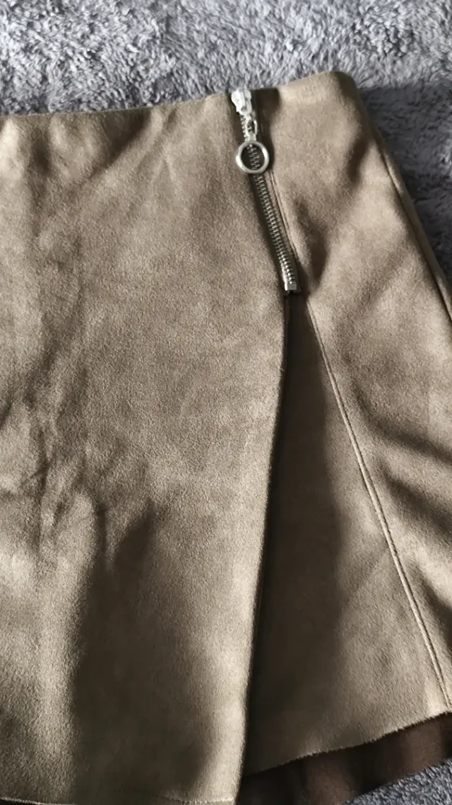 Falda pantalón con cremallera