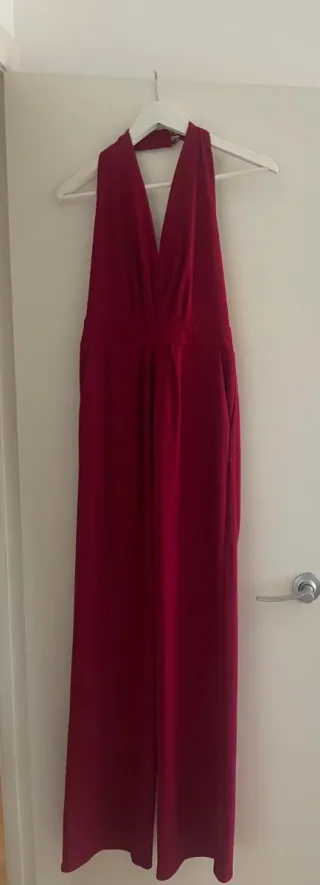 Mono elegante largo rojo para graduaciones