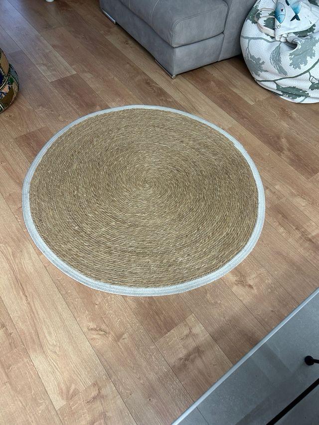 Tappeto rotondo in juta