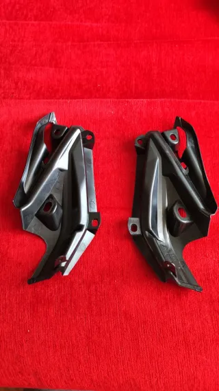 Soporte de Cubiera Carenado Kawasaki Z900