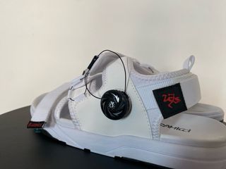 Sandalias de tiras Gramicci blancas