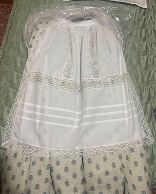 Delantal huertana blanco sin encaje