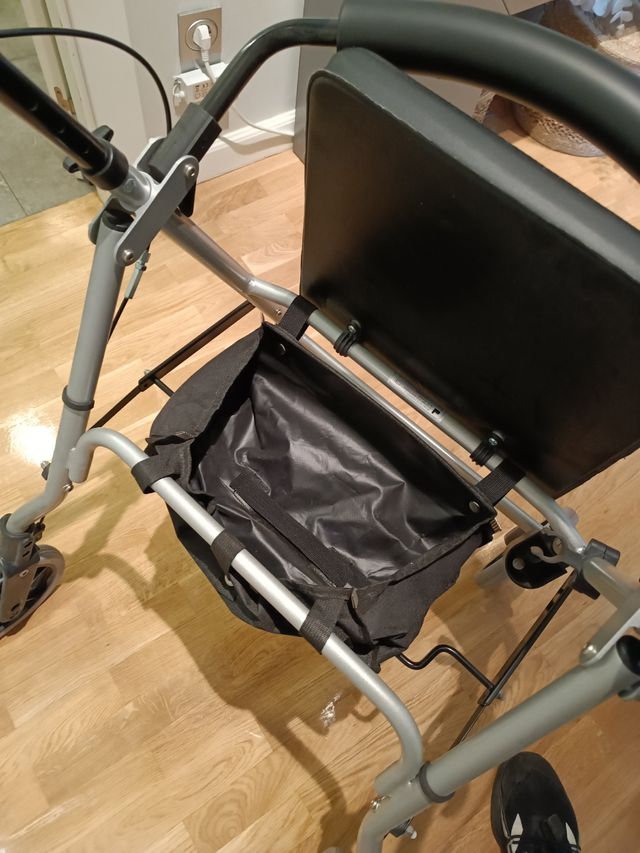 Andador ligero y manejable