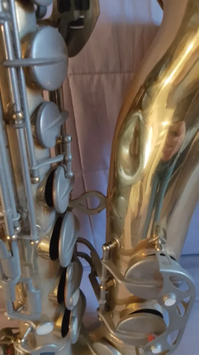 Saxofono vintage Orsi made in Italy , Conn sound !