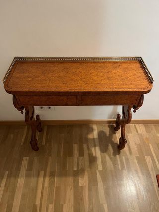 Original mueble Consola antiguo restaurado.