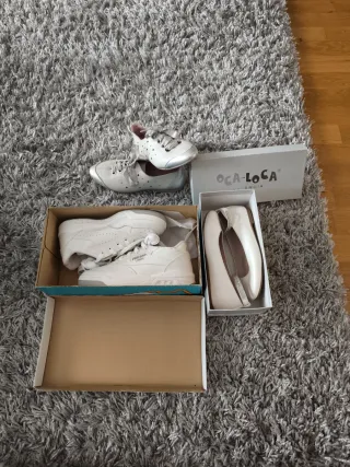 Zapatos niña plateados y blancos 