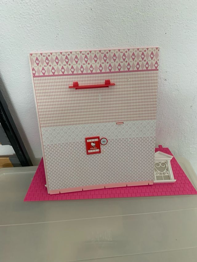 Casa Hello Kitty rosa. GRANDE