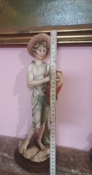 Coppia Stautine Ceramica Capodimonte Armani