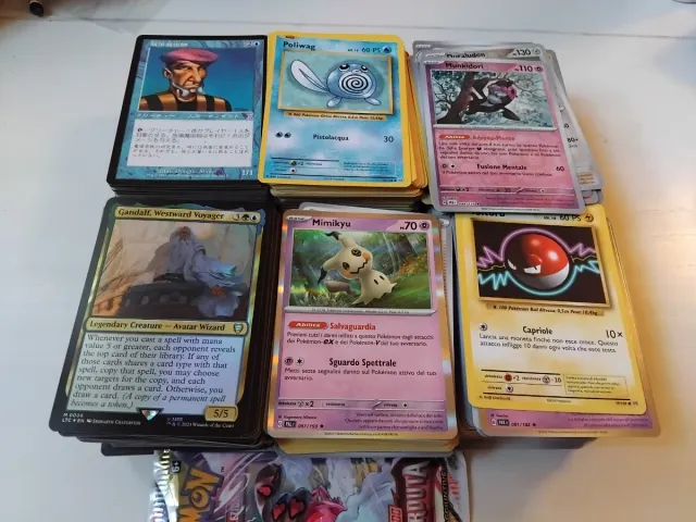 Carte da gioco vendute in blocco