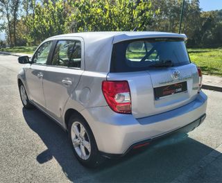 Toyota Urban Cruiser 2010