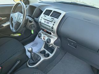 Toyota Urban Cruiser 2010