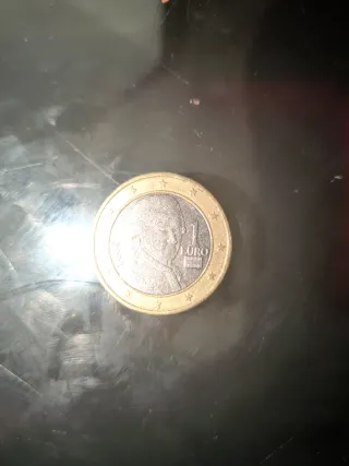 Due monete rare, del valore massimo di 100€ ciascuna