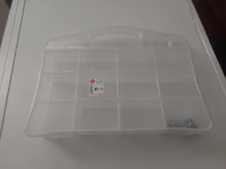 Caja organizadora con 16 compartimentos