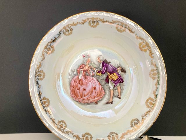 🇫🇷 Saladeira de porcelana com borda dourada