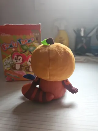 Figurita Miniso Disney Pixar Fruit Theme