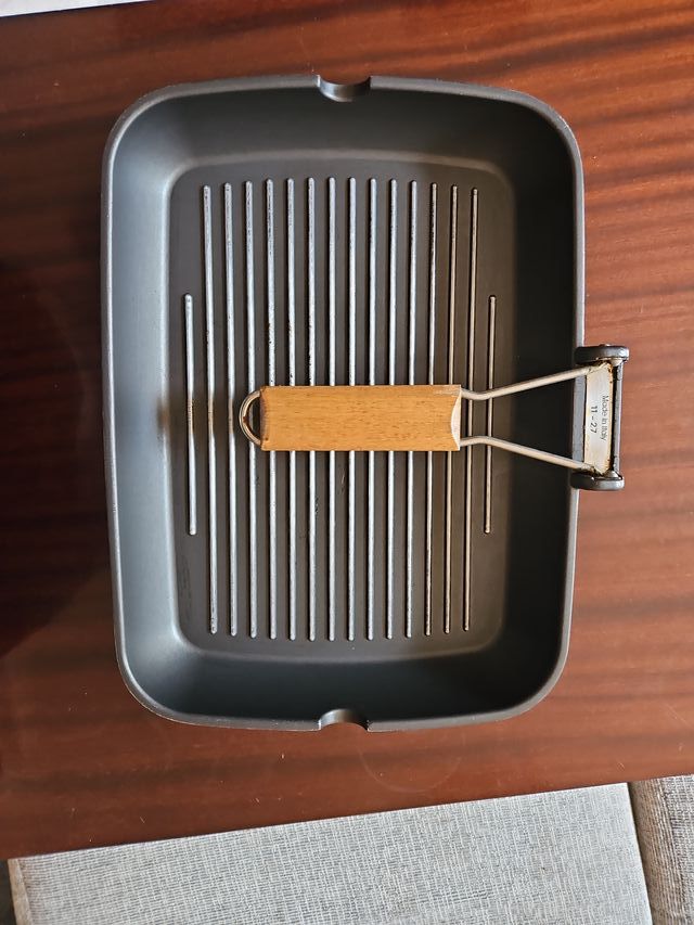 Sartén Plancha Rectangular Mango Madera