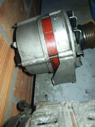 Alternador Seat VW 120ah y otro de mercedes